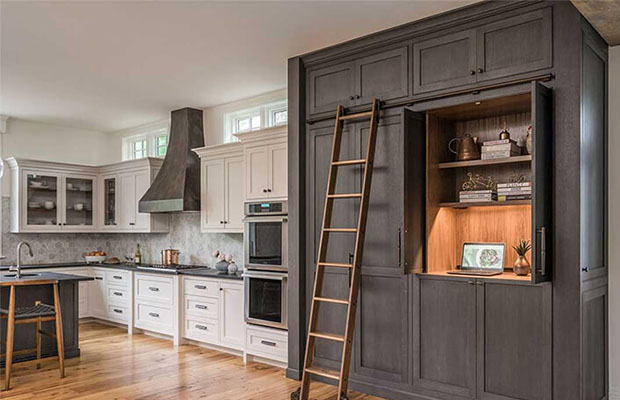Floor-to-ceiling Kitchen Cabinet